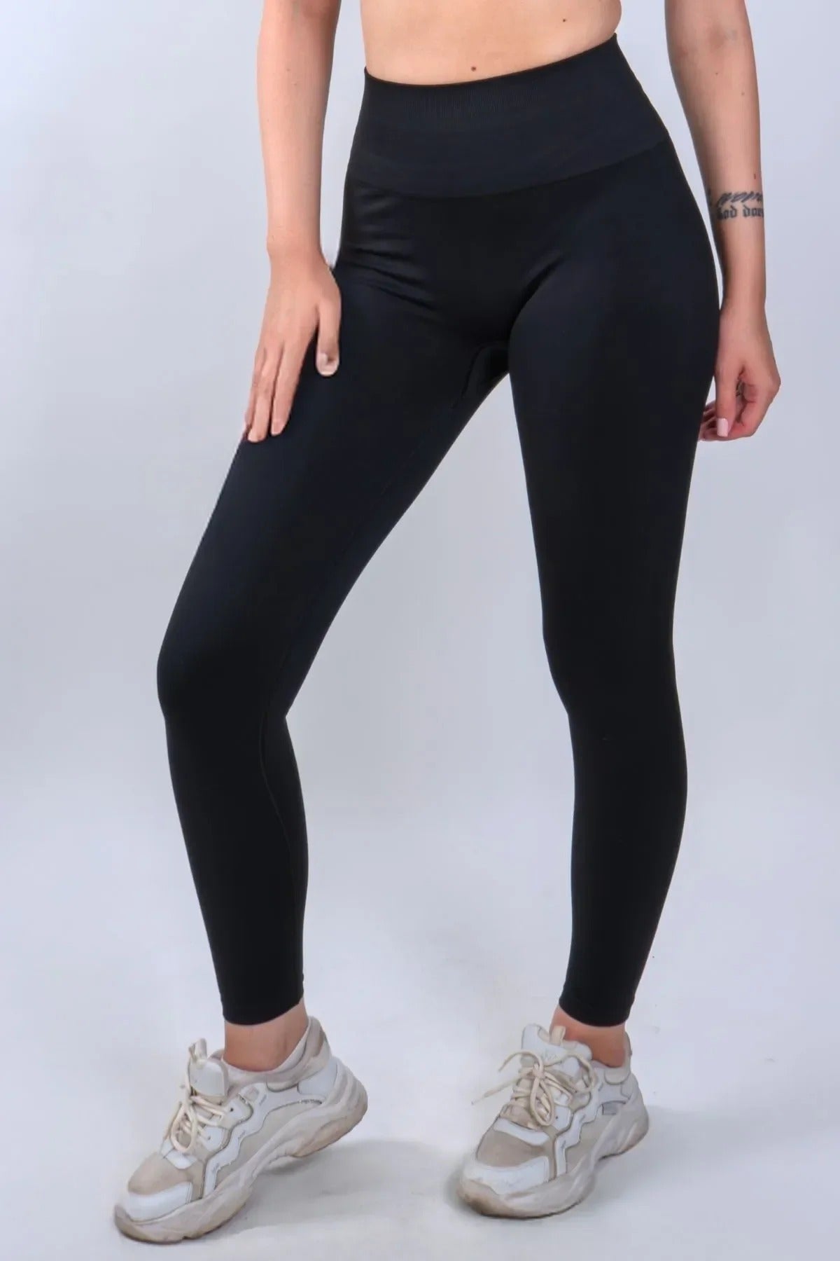 Virtus Seamless Büzgüsüz Tayt - Siyah